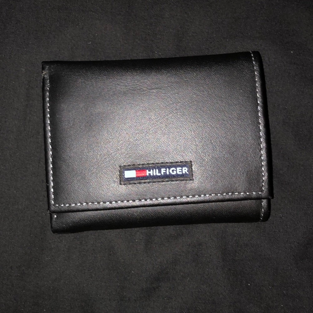 Tommy Hilfiger wallet